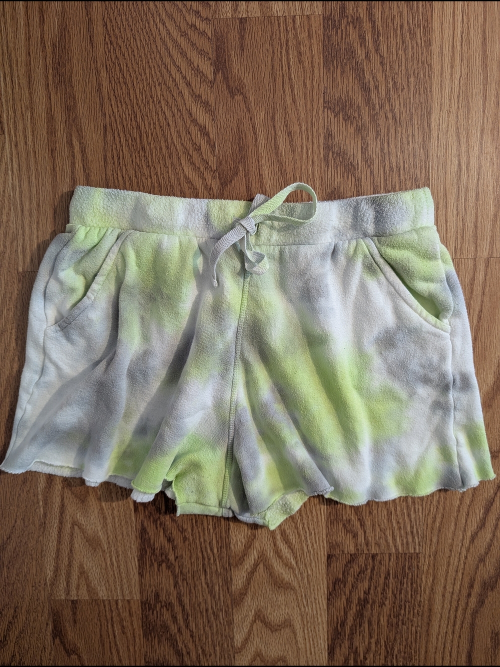 Free People Kelly Washed Tie Dye Lounge Shorts in Citron Grey Size Medium
